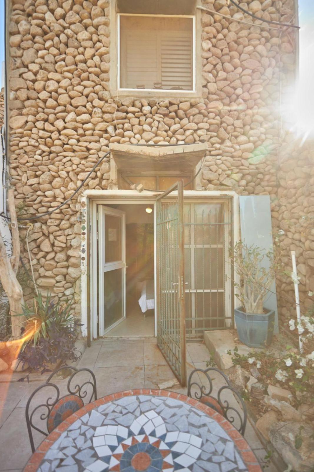 Beatrice Hospitality Villa Neve Zohar Bagian luar foto
